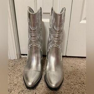 Women’s Chrome Cowgirl Boots